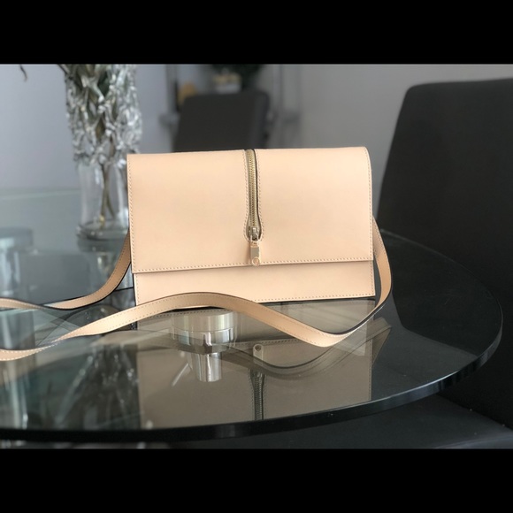 BLUSH PINK LEATHER CROSSBODY BAG - Picture 2 of 8